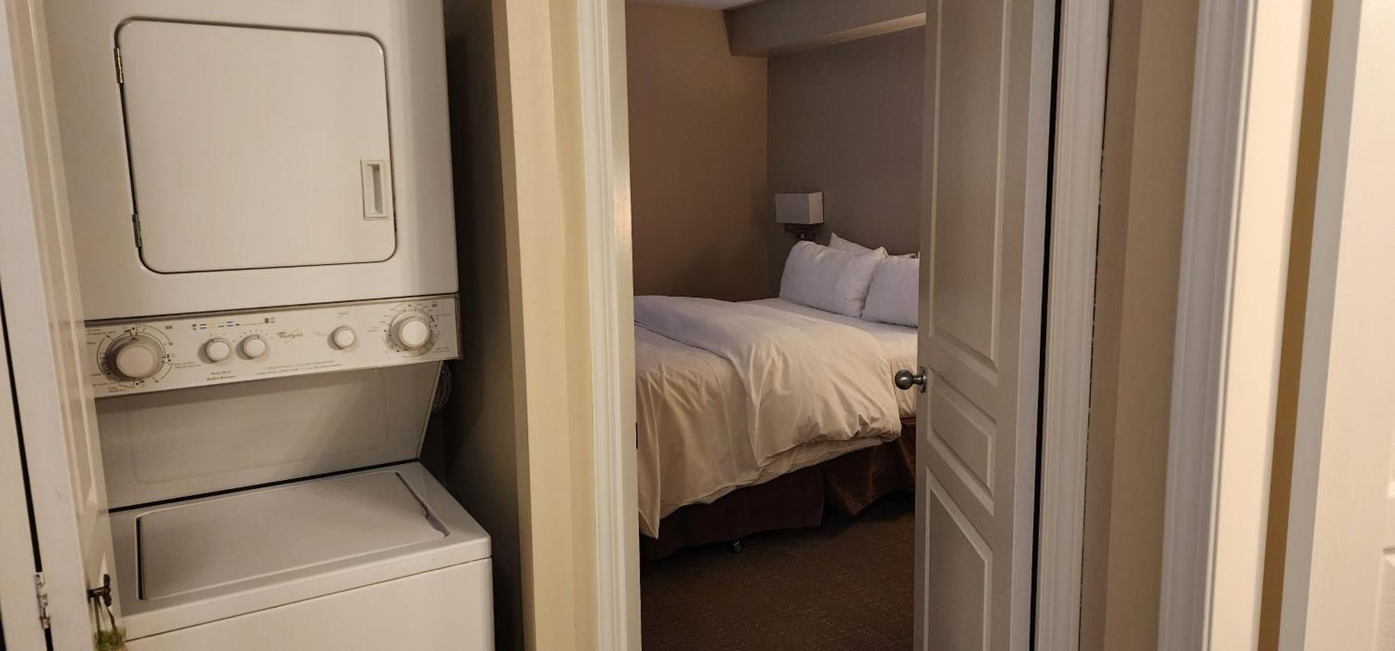 فانكوفر Times Square Suites Hotel المظهر الخارجي الصورة