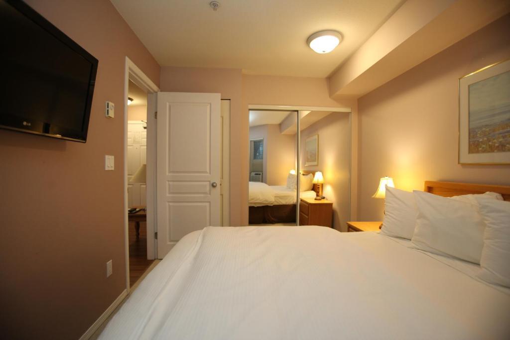 فانكوفر Times Square Suites Hotel المظهر الخارجي الصورة