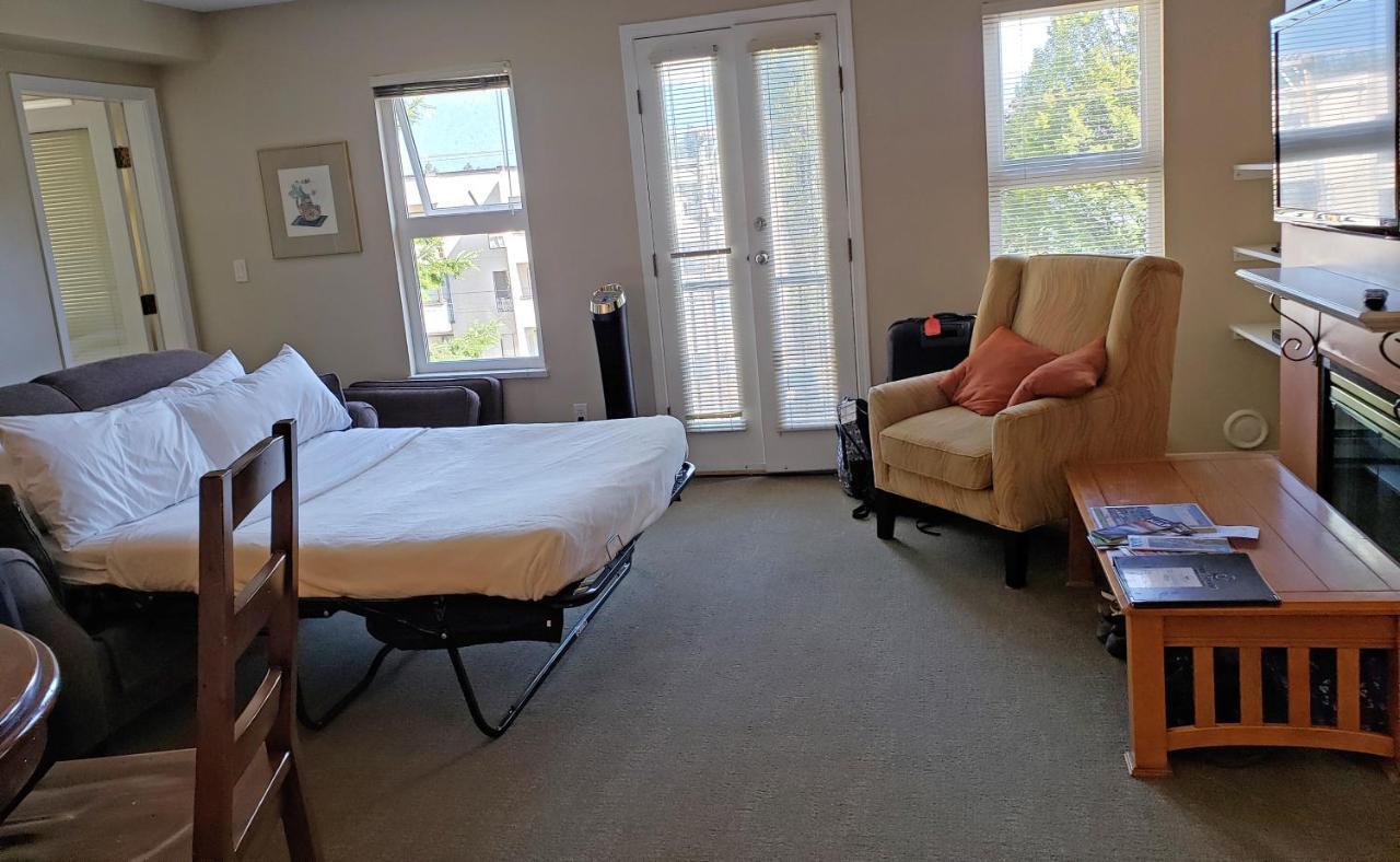 فانكوفر Times Square Suites Hotel المظهر الخارجي الصورة