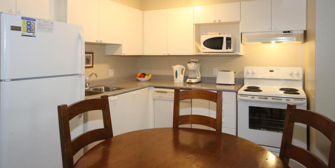 فانكوفر Times Square Suites Hotel المظهر الخارجي الصورة
