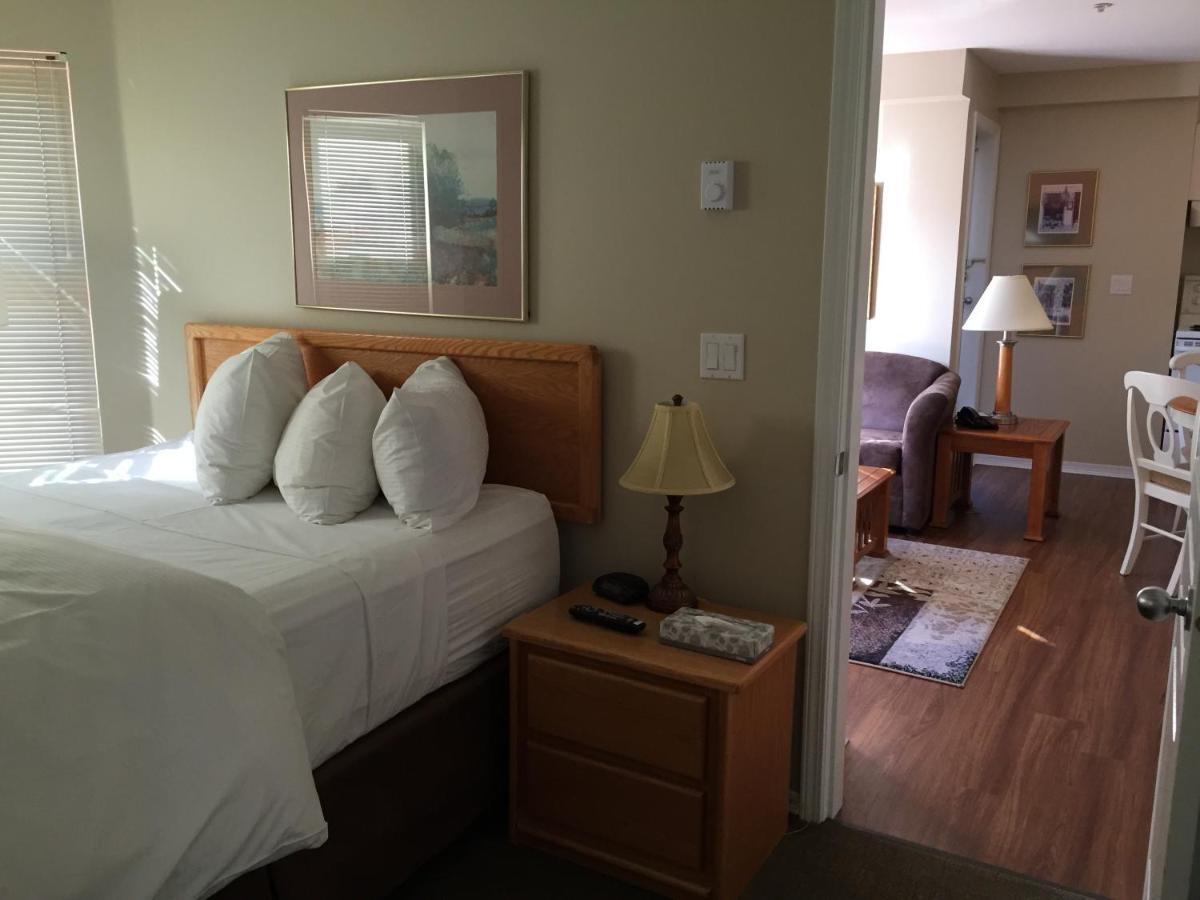فانكوفر Times Square Suites Hotel المظهر الخارجي الصورة